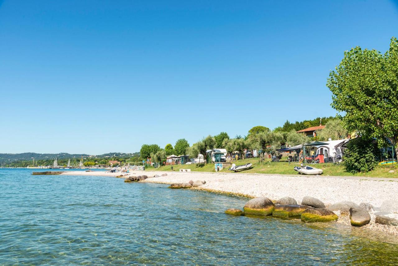 Camping Fontanelle Moniga del Garda Exterior photo
