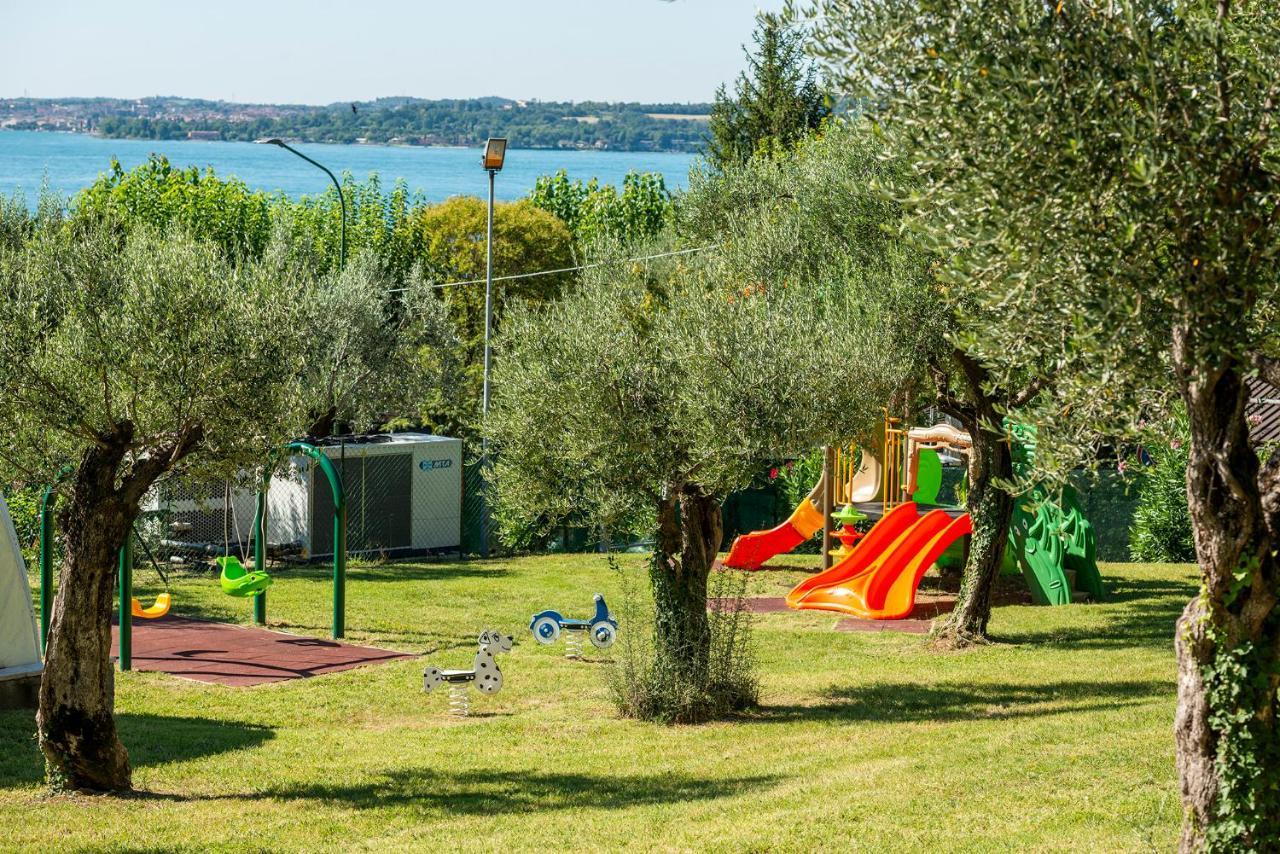 Camping Fontanelle Moniga del Garda Exterior photo
